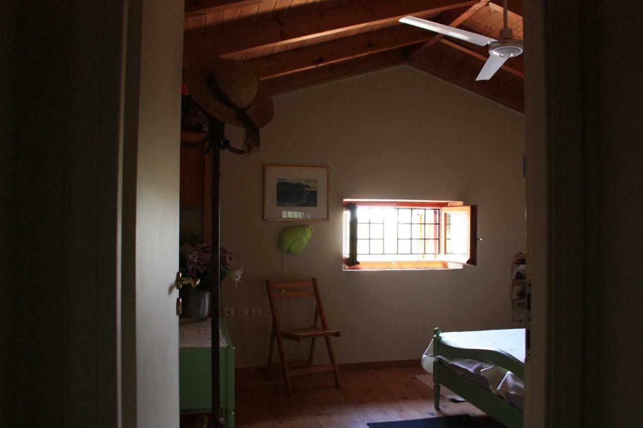 Mercouri Stone Cottage Korakokhórion Buitenkant foto